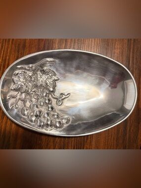 Mariposa Polished Silver Brillante Decorative Plate